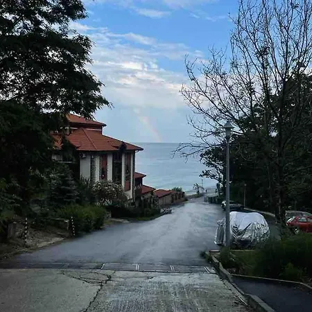 3 Bedroom With Sea View Apartamento Byala (Varna)
