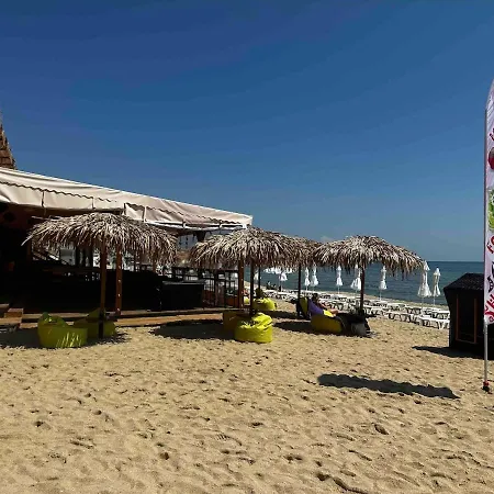 3 Bedroom With Sea View *